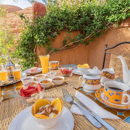 Riad Kasbah Des Roches Akhendachou n'Ait Ouffi 外观 照片