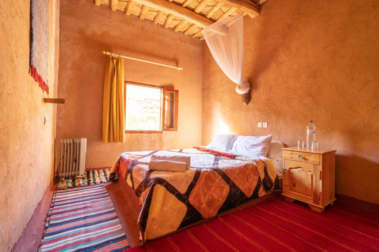 Riad Kasbah Des Roches Akhendachou n'Ait Ouffi 外观 照片