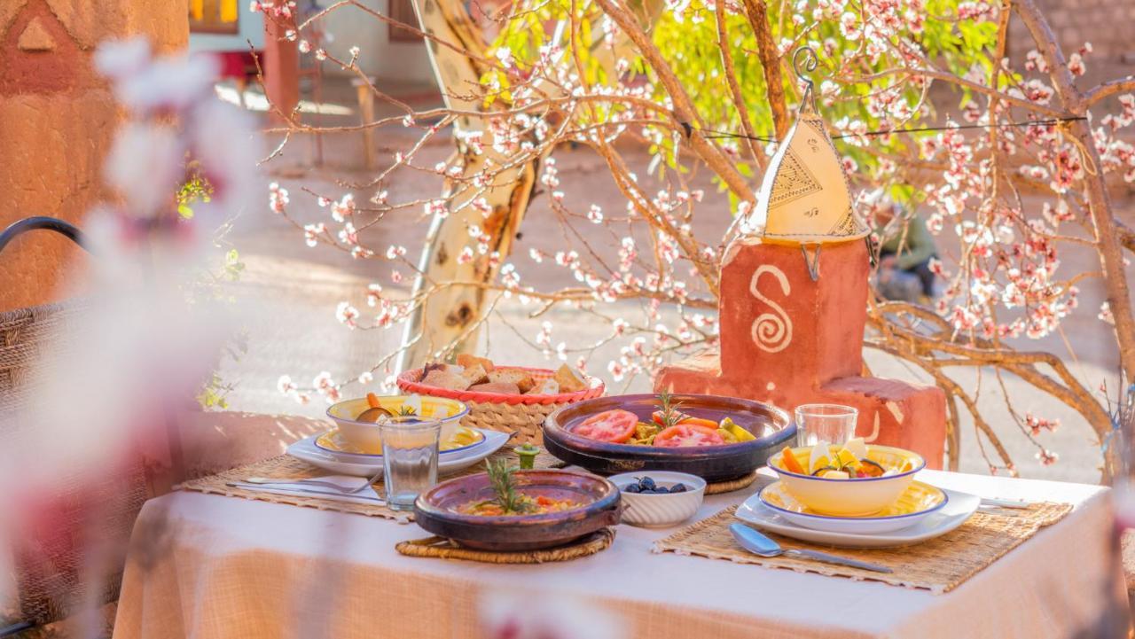 Riad Kasbah Des Roches Akhendachou n'Ait Ouffi 外观 照片