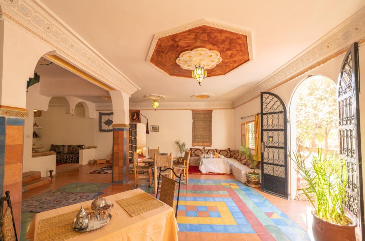 Riad Kasbah Des Roches Akhendachou n'Ait Ouffi 外观 照片
