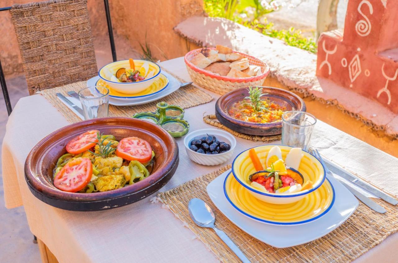 Riad Kasbah Des Roches Akhendachou n'Ait Ouffi 外观 照片