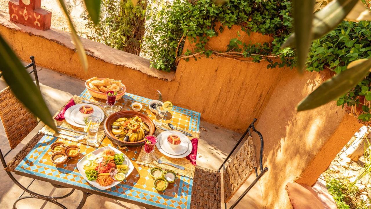 Riad Kasbah Des Roches Akhendachou n'Ait Ouffi 外观 照片