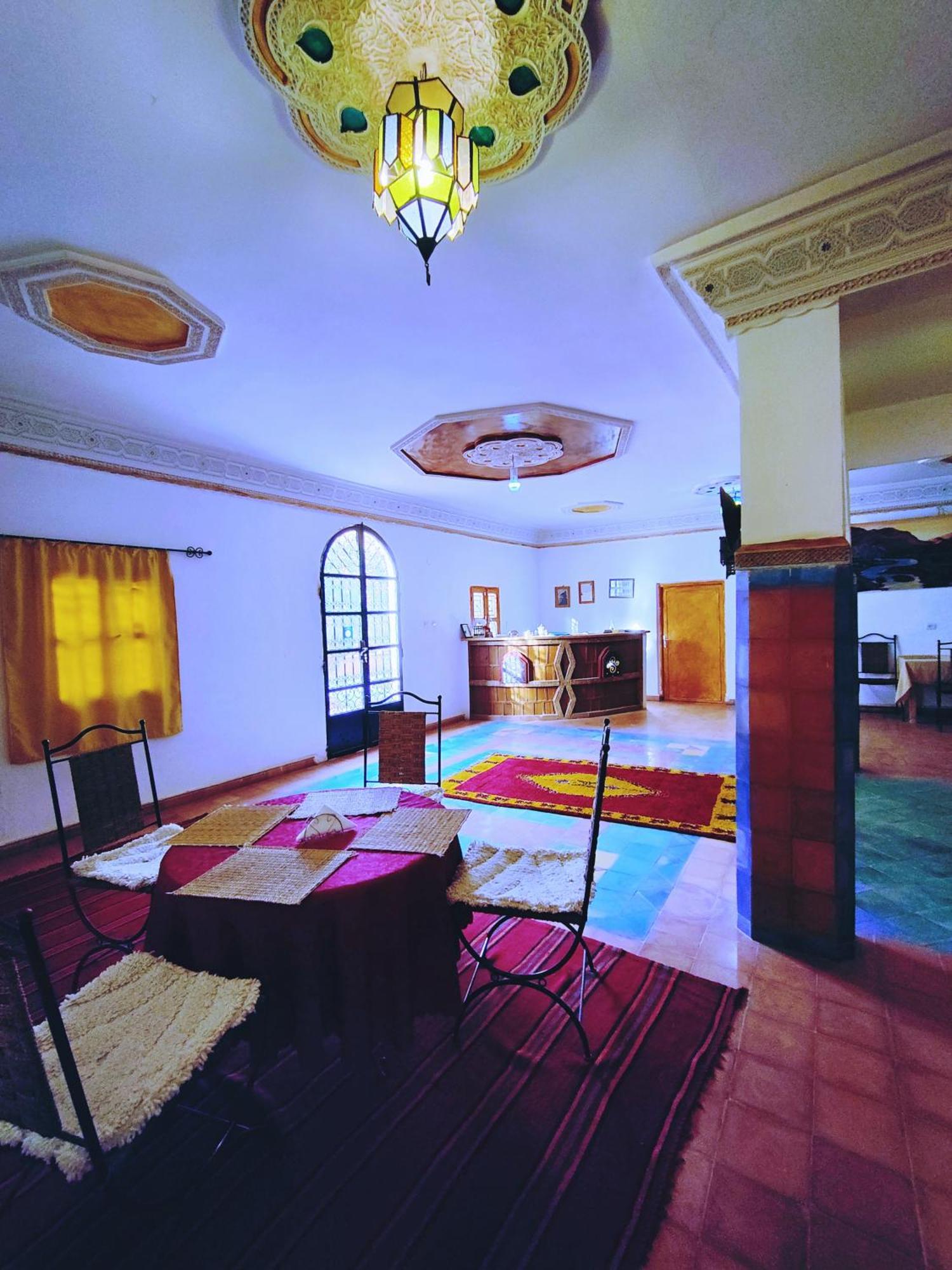 Riad Kasbah Des Roches Akhendachou n'Ait Ouffi 外观 照片