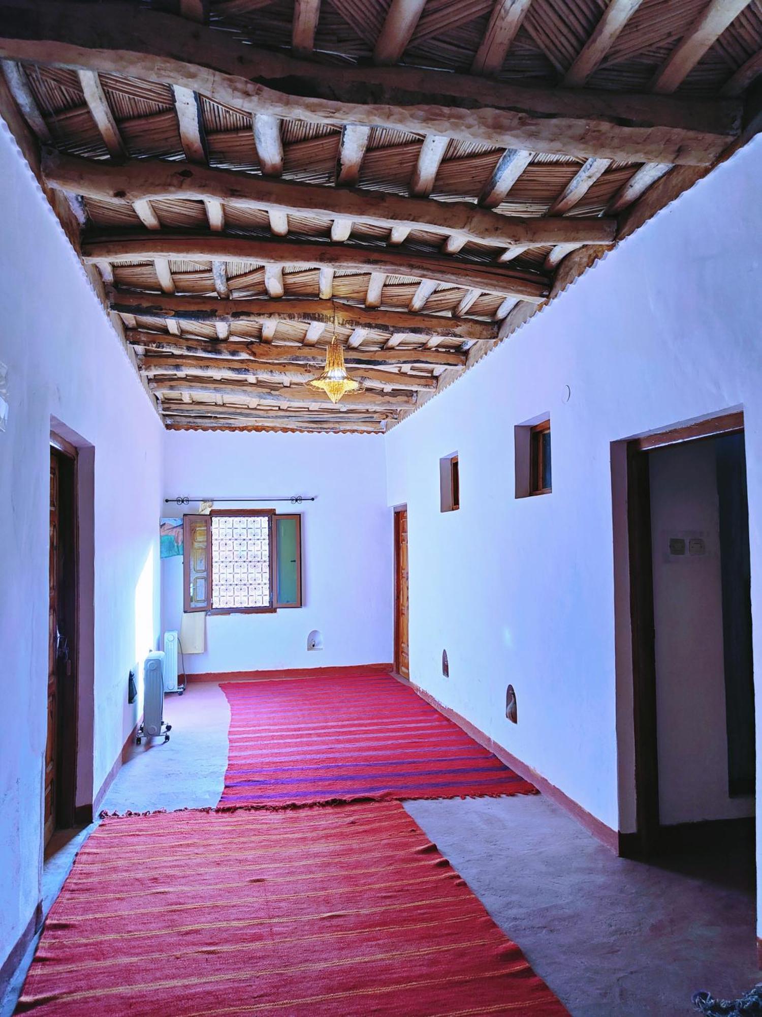 Riad Kasbah Des Roches Akhendachou n'Ait Ouffi 外观 照片