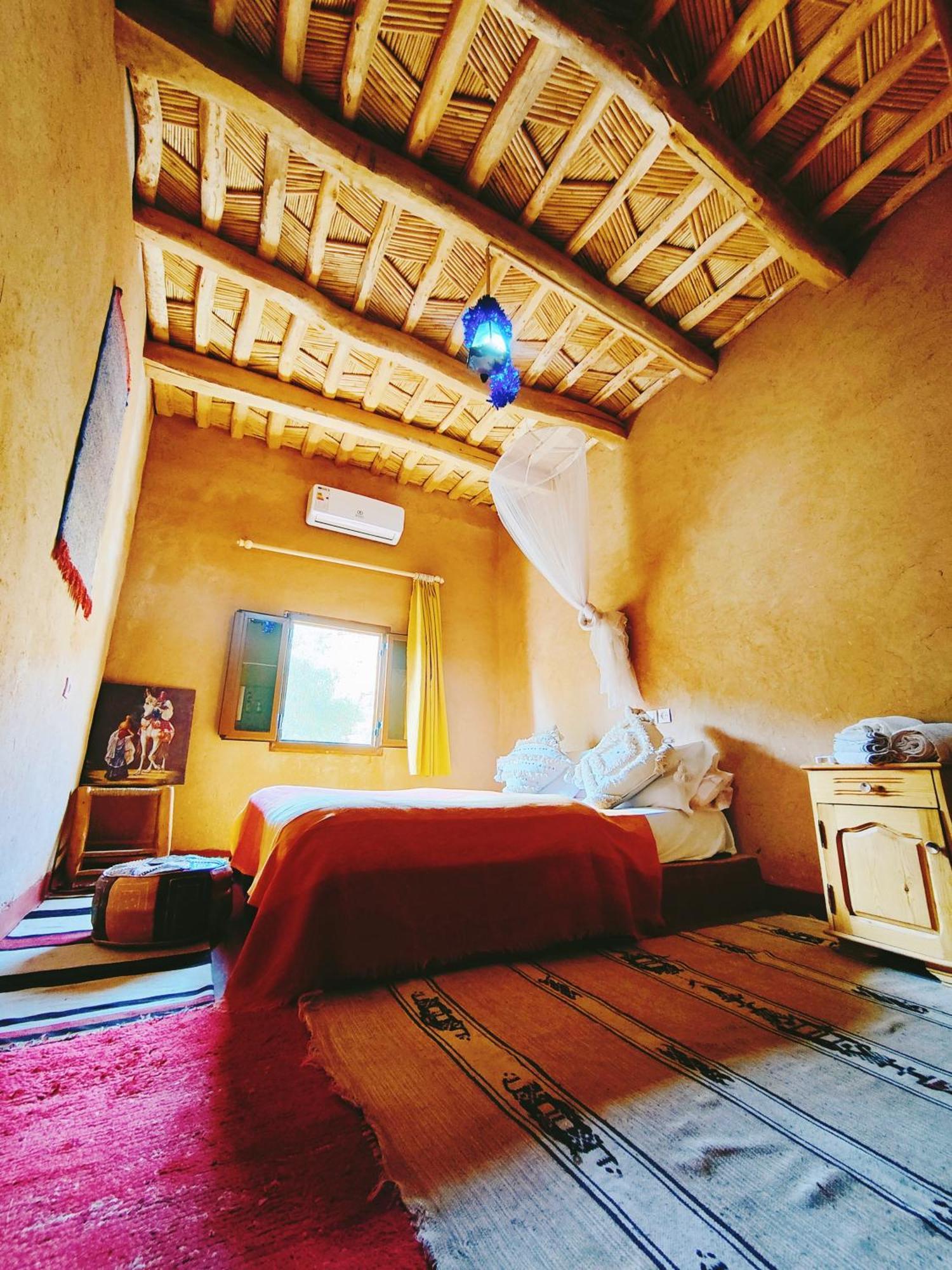Riad Kasbah Des Roches Akhendachou n'Ait Ouffi 外观 照片