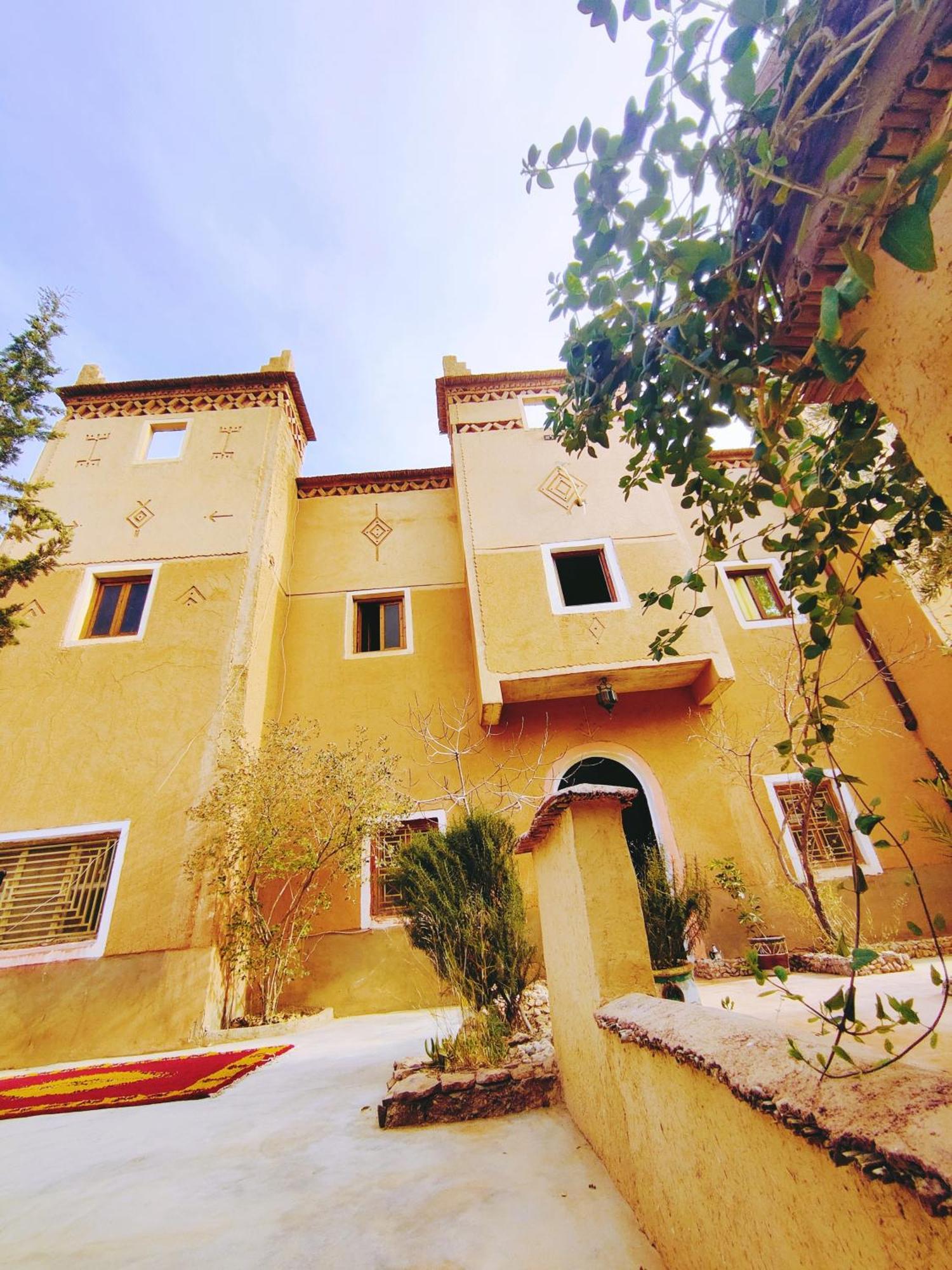 Riad Kasbah Des Roches Akhendachou n'Ait Ouffi 外观 照片