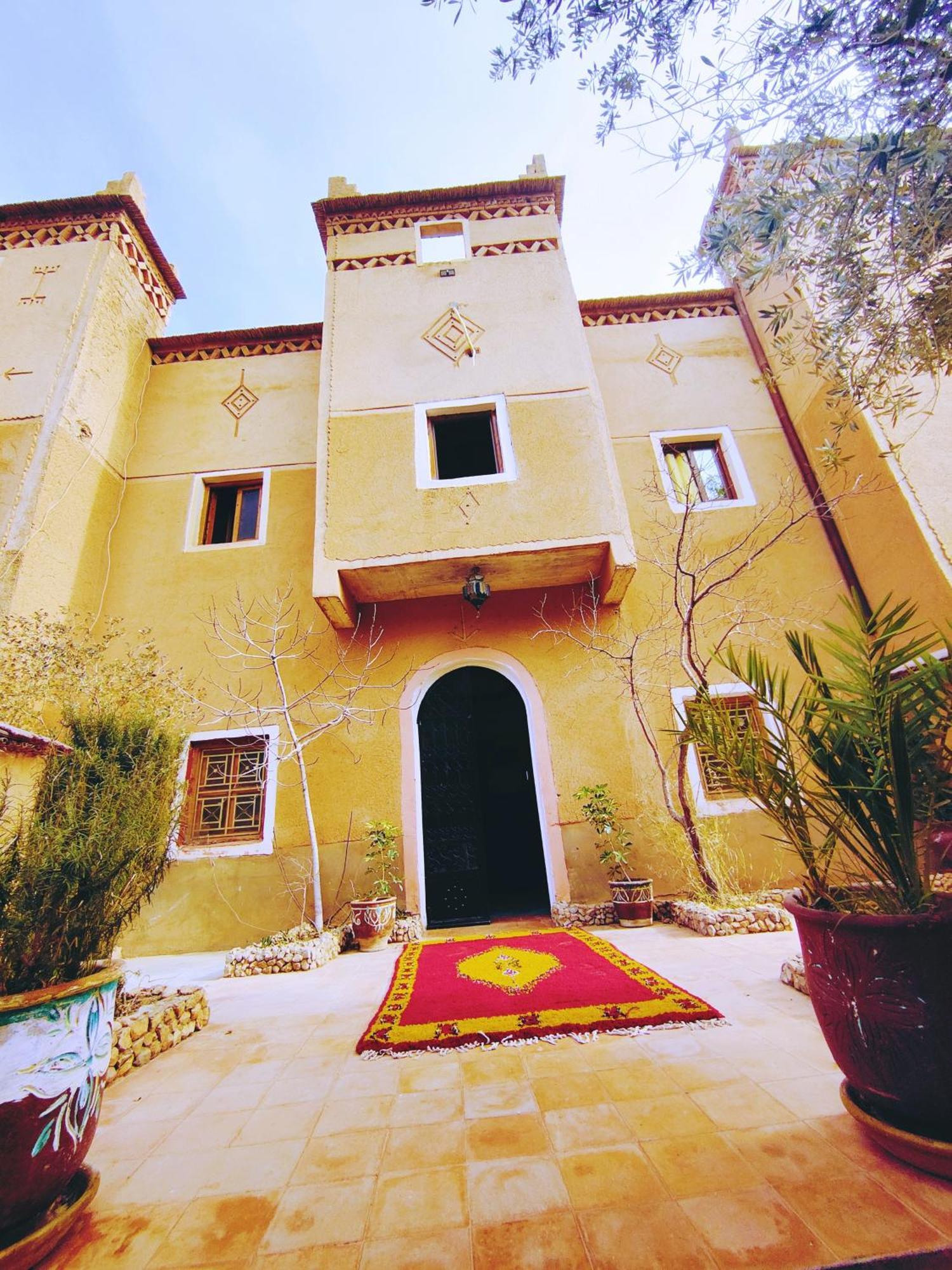 Riad Kasbah Des Roches Akhendachou n'Ait Ouffi 外观 照片