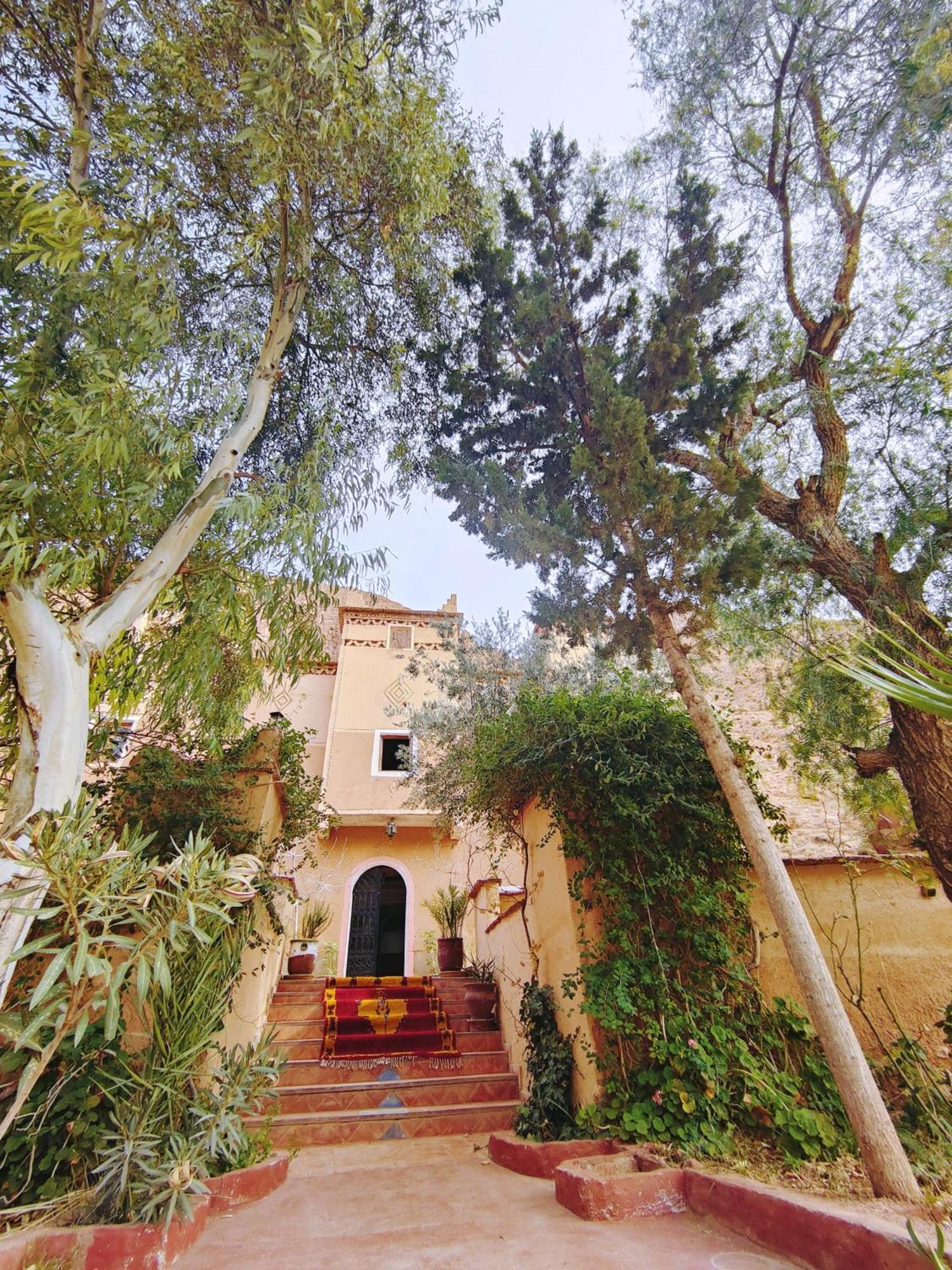 Riad Kasbah Des Roches Akhendachou n'Ait Ouffi 外观 照片