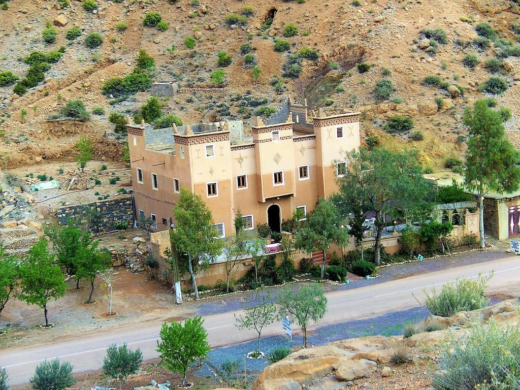 Riad Kasbah Des Roches Akhendachou n'Ait Ouffi 外观 照片